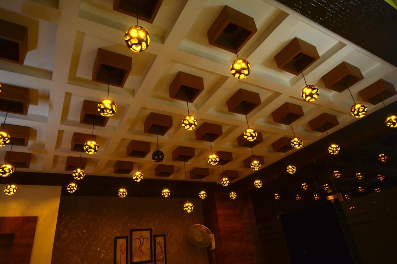 Hotel Villa Inn Anand Exterior photo